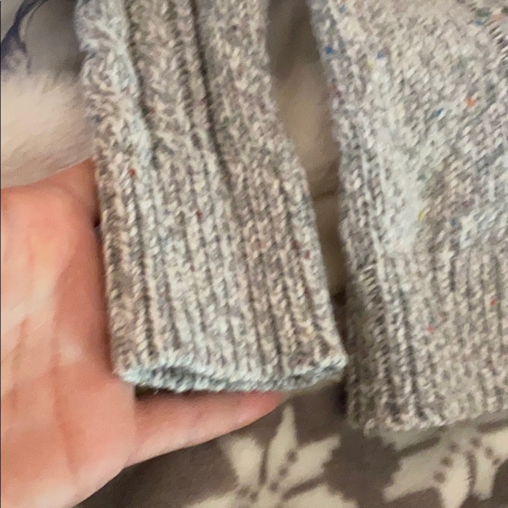 Sweater - Picture 3 of 3